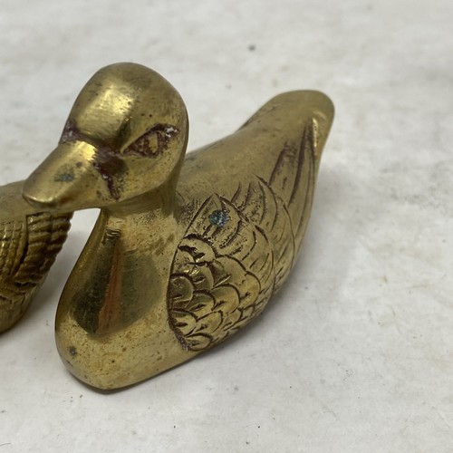 2 Vintage Brass Duck Paperweight Knick Knack Figurines (some wear & patina) - Picture 7 of 22