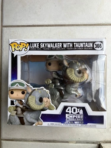 Funko Pop! Deluxe: Star Wars - Luke Skywalker with Tauntaun #366