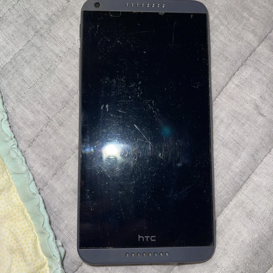 Smartphone HTC Desire 626S - 16 GB - (Virgin Mobile) para reparación de piezas Foto 3 de 4