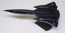 SR-71 Blackbird 20 Resin Desktop Model USAF D...