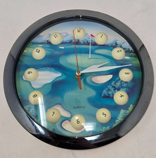 VINTAGE GOLF COURSE GOLF BALLS QUARTZ ROUND WALL CLOCK 11" WORKS