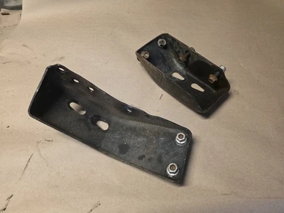 OEM 1994 F250 F350 7.5L 460 FRAME ENGINE MOUNTS PERCHES - Image 1 of 4