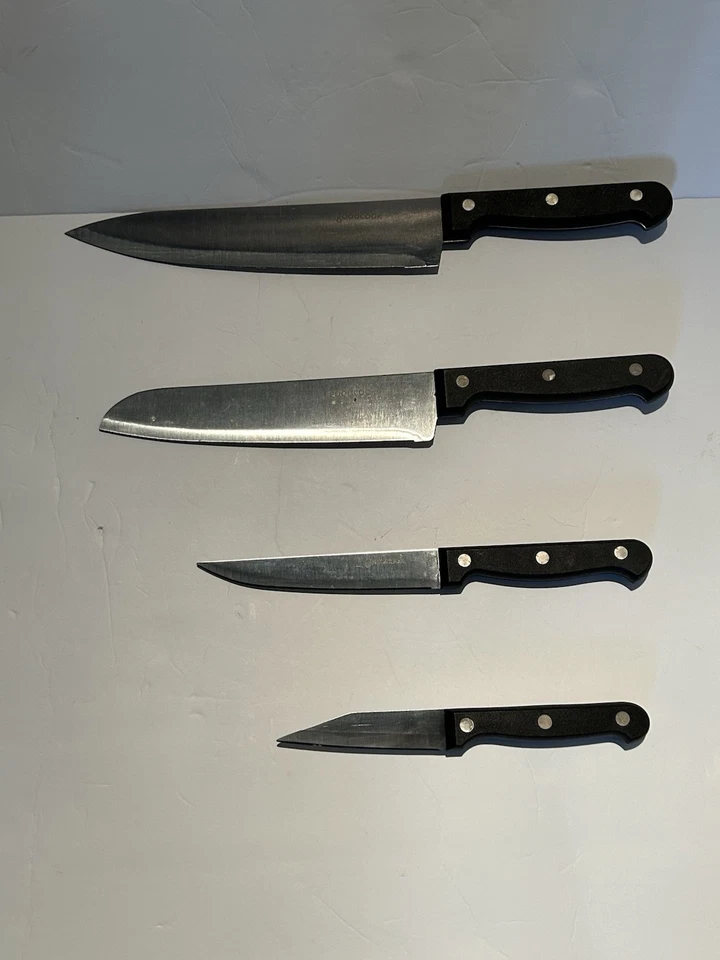 Juego de cuchillos de 4 piezas cuchillo de chef, Santoku, utilitario, cuchillos de pelar marca goodcook Foto 2 de 4
