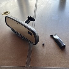 Oem Gm Autodim Rear View Mirror W Onstar Compass 15787972 Oem Gm Autodim Rear View Mirror W Onstar Compass 15787972