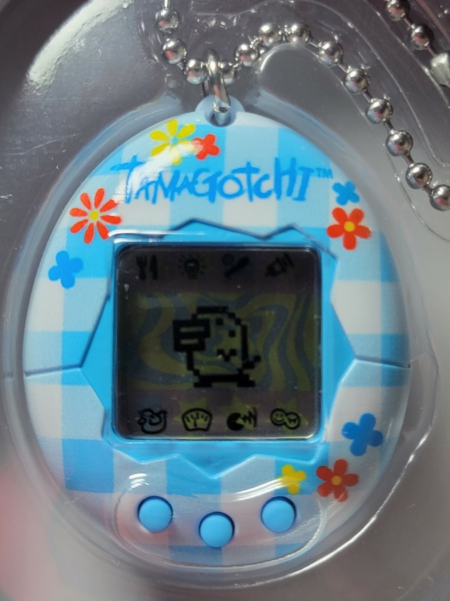 New 2021 Bandai The Original Tamagotchi Gen 2 Virtual Reality Pet