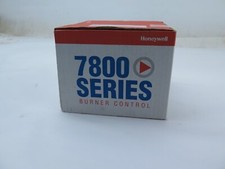 Honeywell Burner Control  RM7888A10 RM7888 A 1027  RM7888A1027 120Vac New in Box