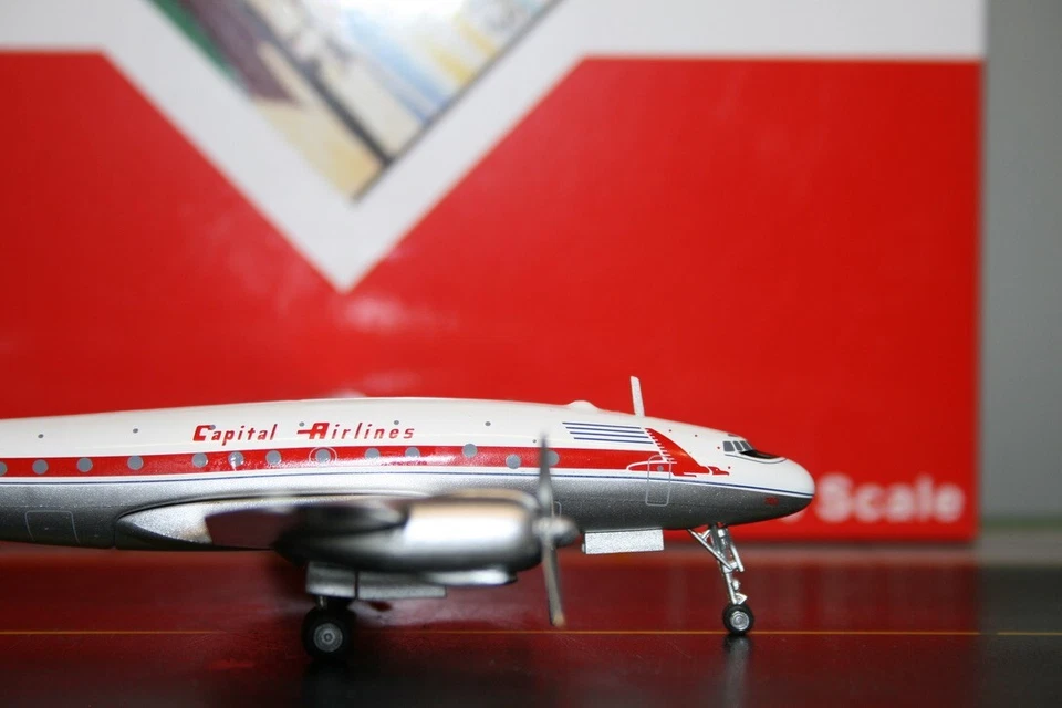 Western Models/Aeroclassics 1:200 Capital Airlines L-749 N2740A (WM211101) - Image 2 of 4