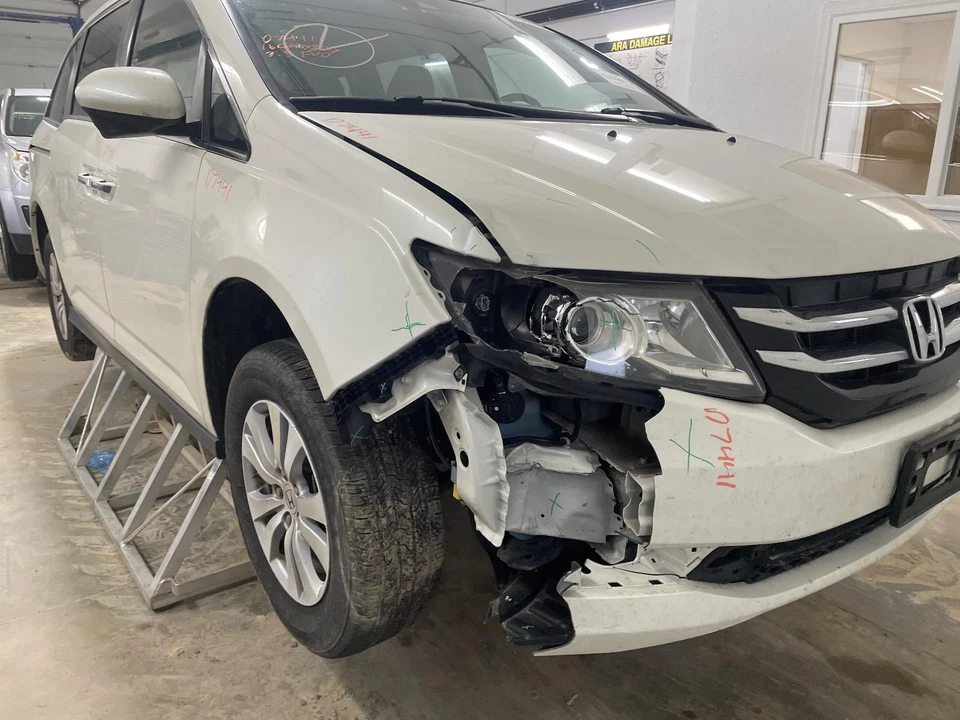 Used Front Right Seat Belt Front fits: 2016 Honda Odyssey bucket seat passenger Foto 4 de 4