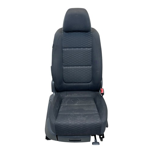 Sitz vorne rechts Beifahrersitz Stoff VW Tiguan 5N schwarz GE