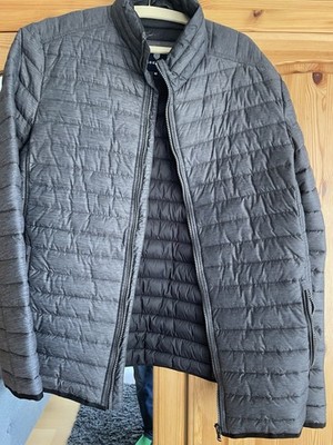 Basefield Jacke Größe M zu Verkaufen