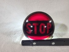 Vintage Cats-eye No. 100 Stop Light Truck Brake Lamp Glass Lens And Assembly