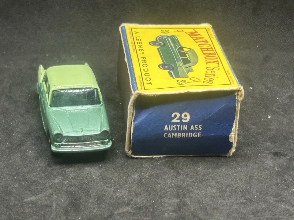 Matchbox 29 B3 Austin Cambridge with Type D2 with Serifs Box - Image 4 of 4