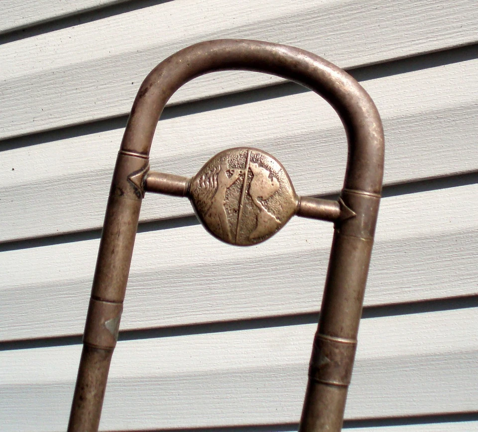 INSTRUMENTO MUSICAL TROMBÓN ANTIGUO PANAMERICANO PARA PIEZAS FALTA DIAPOSITIVA Foto 2 de 4