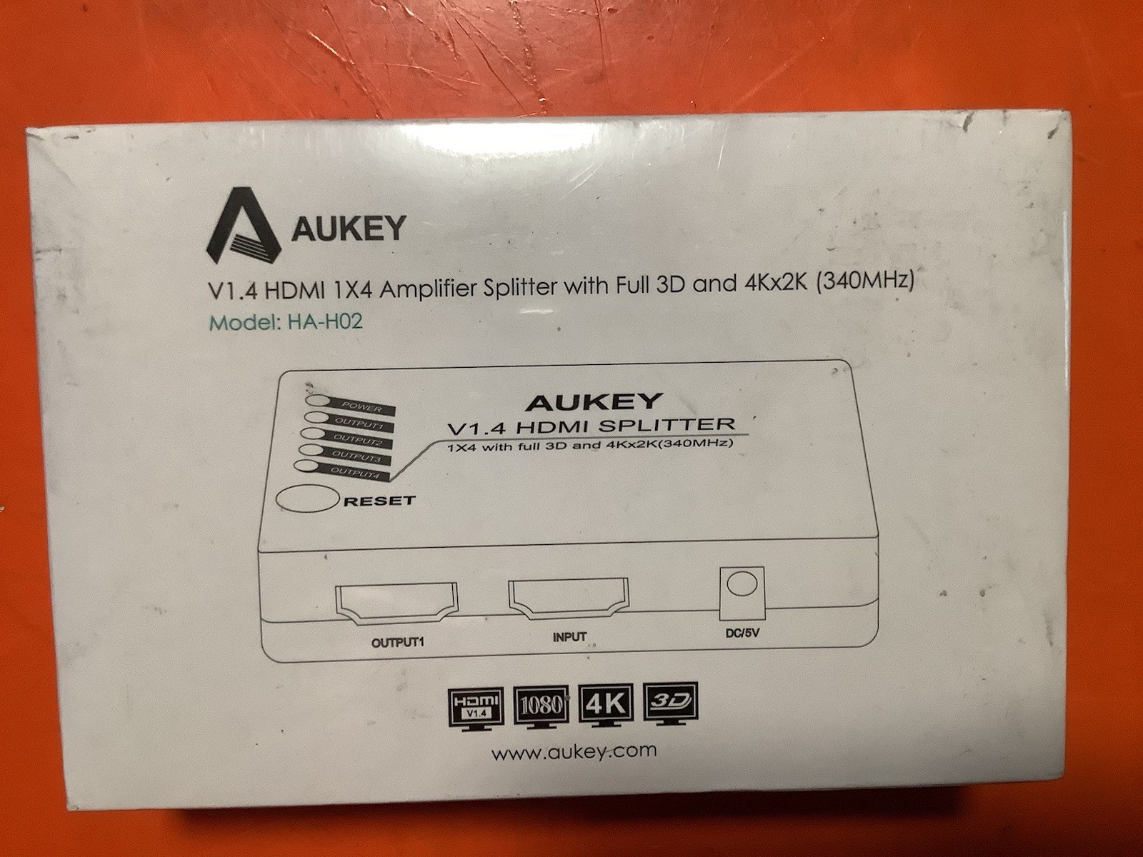 Aukey Ha-H02 1X4-Port Hdmi V1.4 Amplifier Splitter W/3D & 4Kx2K support