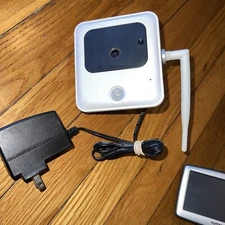 LifeShield SCE1R0-29 Home Security Outdoor Security Camera PREOWNED Life Shield.