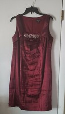 R M Richards Women Burgundy Sleeveless Ruffle Tiered Beaded Sheath Dress Size 12