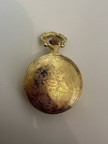 Chinese Style Painted Dragon Gold Quartz Pocket Watch - Picture 3 of 4
