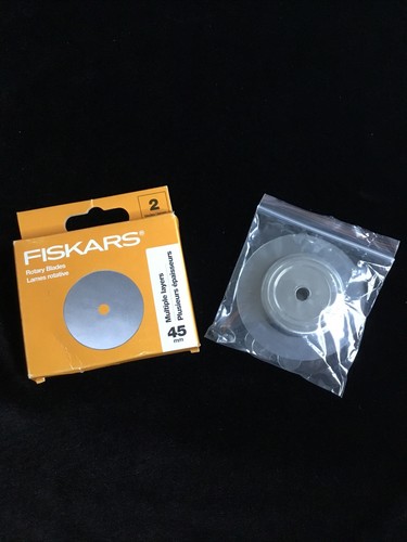 Fiskars Straight Rotary Blade Multiple Layer 45mm 2 Pack - Appear To Be New