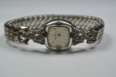 Vintage Helbros 17 Jewel Wrist Watch, 10k R.G.P Bezel - W14  display picture 2