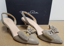 Oscar de la Renta Pamie Silver Glittery, Slingback Heels with Box Worn Once 39.5