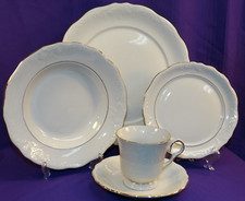 5 PC PLACE SETTING TIENSHAN FINE CHINA ELEGANCE PATTERN EMBOSSED SCROLLS