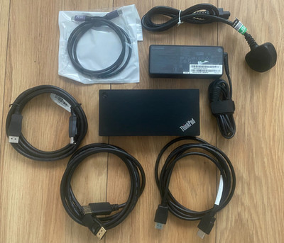 Lenovo ThinkPad Universal Thunderbolt 4 Smart Dock DK2131 40B1 mit 135W Netzteil 