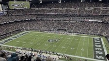 LA Rams @ Las Vegas Raiders - 2 Tickets sec. 435 Row 7 Seats 7 & 8