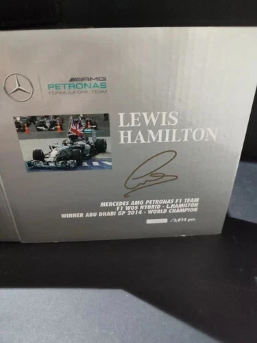 Minichamps 1:18 F1 MERCEDES AMG W05 HYBRID Hamilton 2014 WC (2014 pcs limited) - Immagine 3 di 3