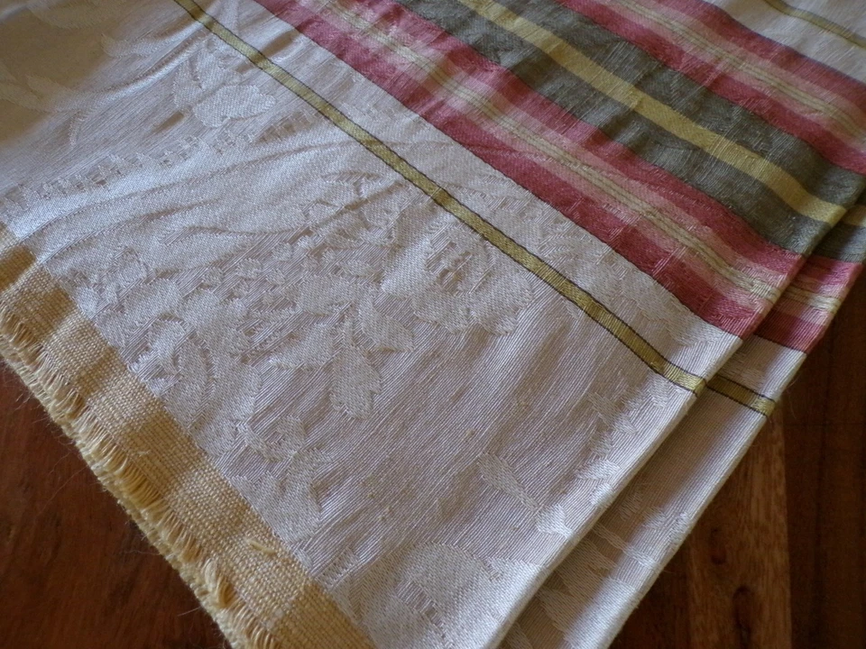 Vintage 1 Piece de tissu ameublement damassé beige  avec rayures - Photo 2/4