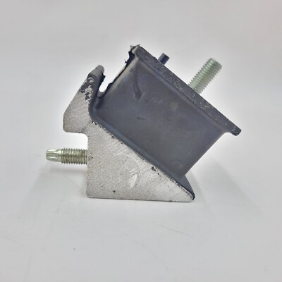 LR DISCOVERY II V8 Engine Mounting KKB102450