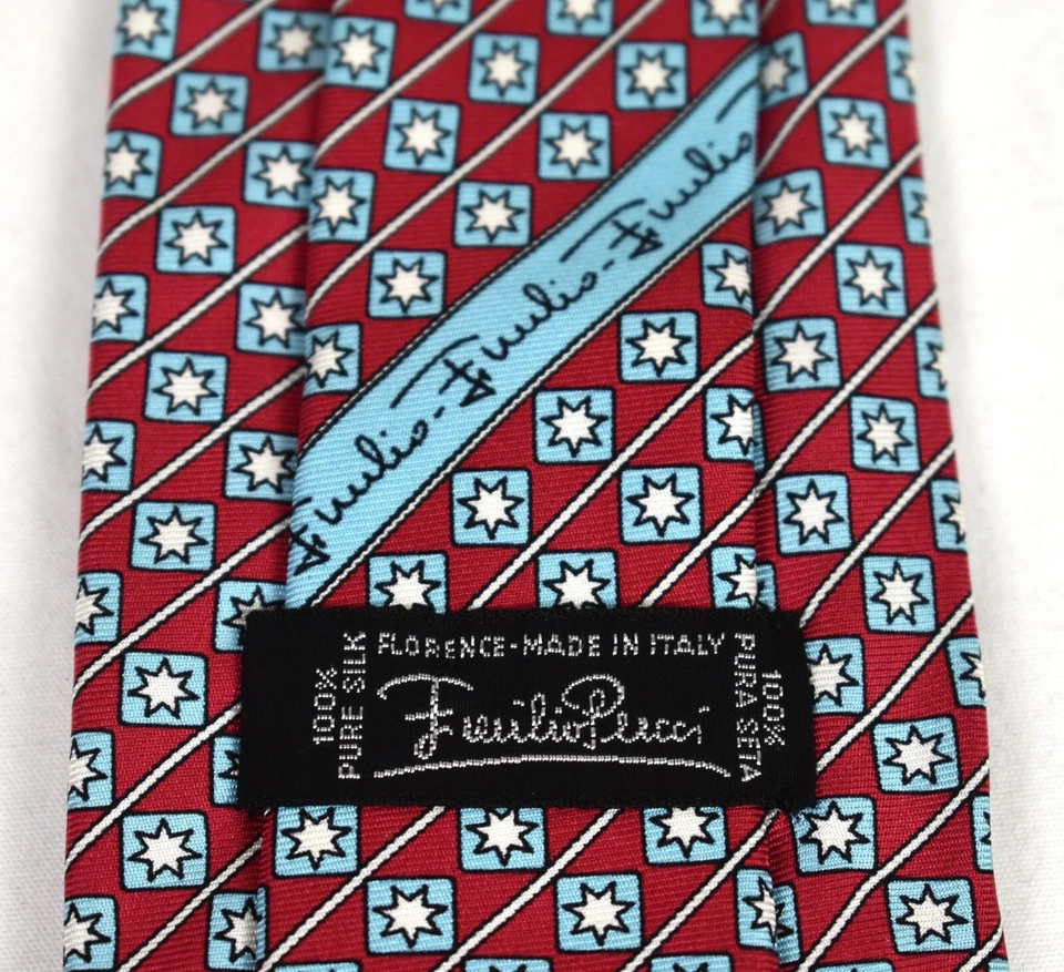 MINT Emilio Pucci Red w/Blue & White Squares, Stars & Stripes Tie 3.25 x 54 - Imagem 4 de 4