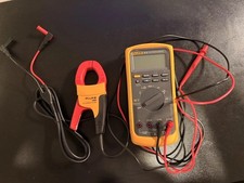 Fluke 87V Digital Multimeter Tool True RMS (not Apart Of The Recall) w/i400