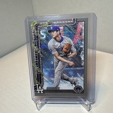 2025 Topps Holiday Shohei Ohtani #H1 Silver Glitter Holiday Los Angeles Dodgers