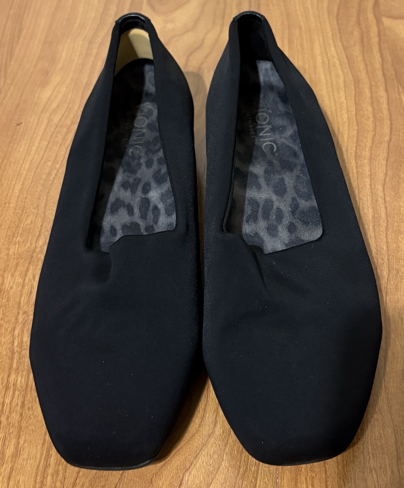 Vionic Powell Demi Wedge Slip On Black Loafers Women’s Size 8