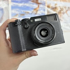 Fujifilm X100F 24.3 MP APS-C Digital Camera w/23mm f2 Lens Black