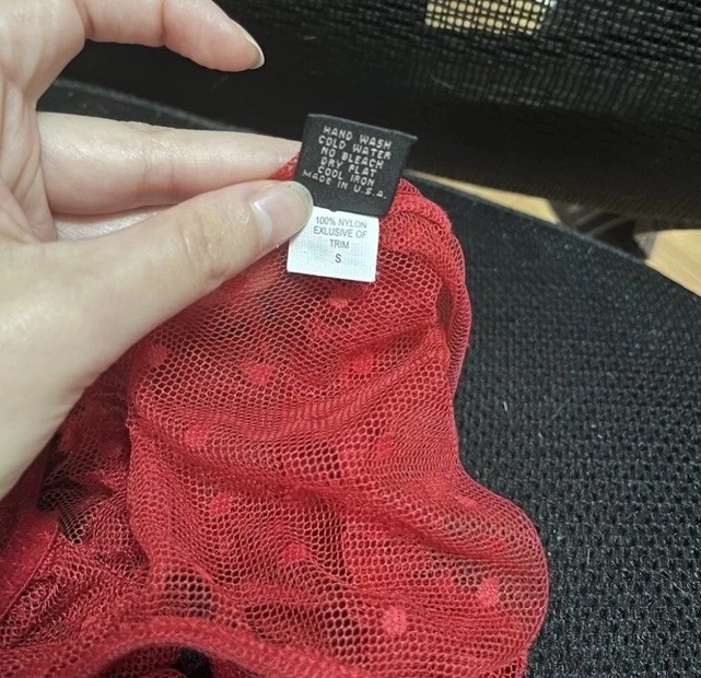 New Only Hearts Red Sheer Lace Swiss Dot Lingerie Bralette Ruffle Trim Sz Small - Image 4 of 4