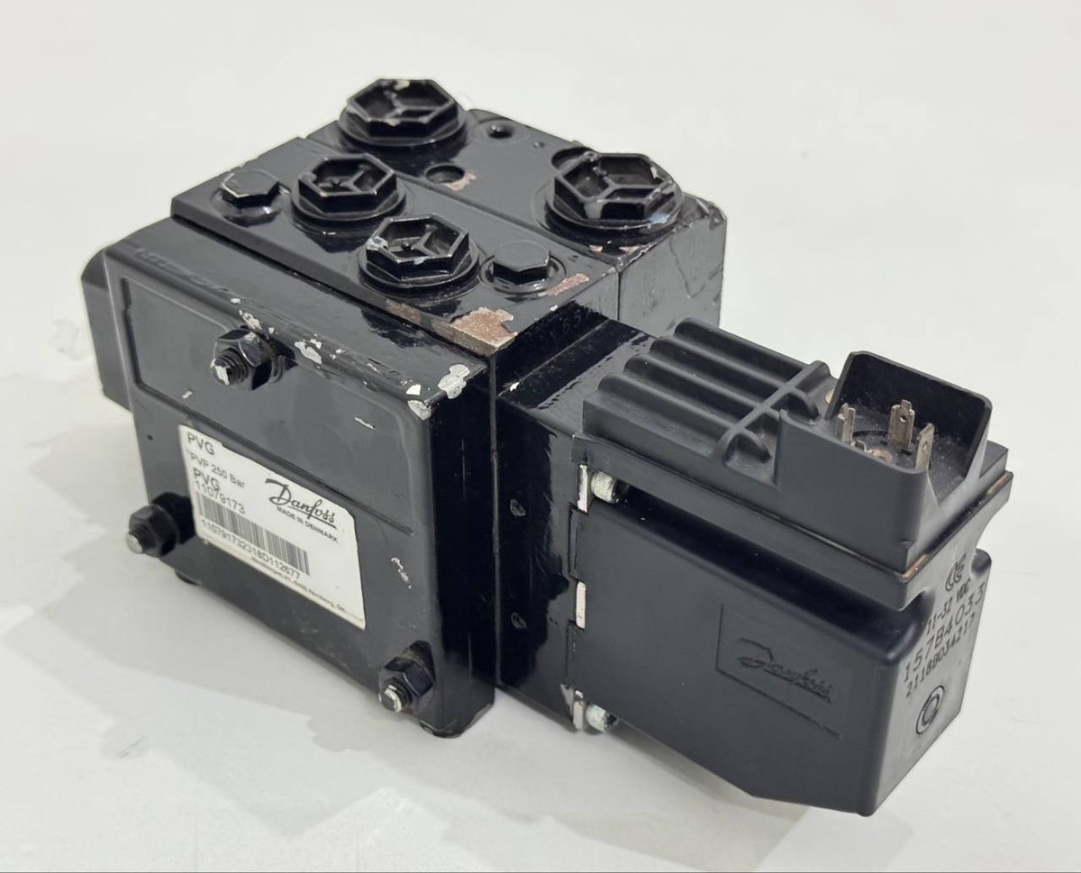 Danfoss PVG 32 Proportional Valve 11079173 | eBay