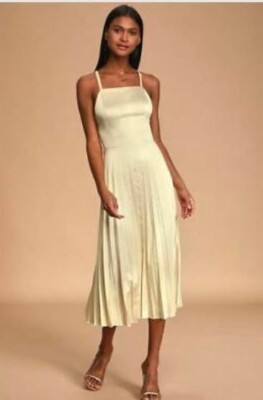 lulus champagne bridesmaid dress Give Us A Twirl Satin Pleated Midi - Size S Satin bridesmaid Black and White Chic resort style clothing on design Color:Royal Navy Floral
