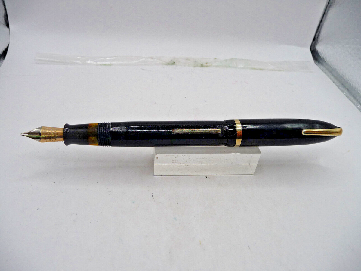 Sheaffer Vintage Military Clip Lever Fill Fountain Pen--medium