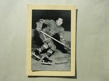 1934/43 BEEHIVE CORN SYRUP GROUP 1 HOCKEY PHOTO TONY GRABOSKI BEE HIVE NICE!!