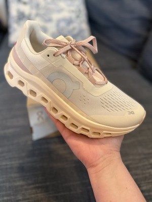 On Cloudmonster Beige/Pink Women s Low Top Running Sneakers 61.98626