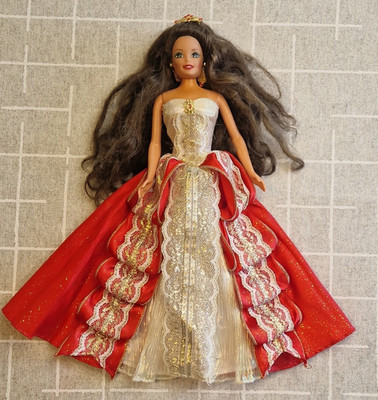 Mattel Barbie Happy Holidays 1997