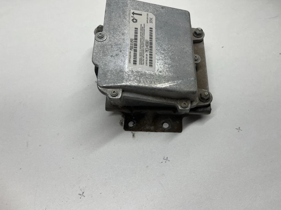 2000 Jeep Wrangler TJ Dash SRS Control Module P56010105AD - Изображение 2 из 4