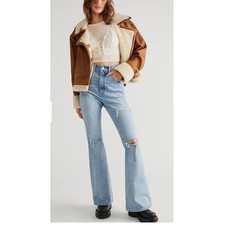 Levi s 70 s high rise flare jeans 28 NEW