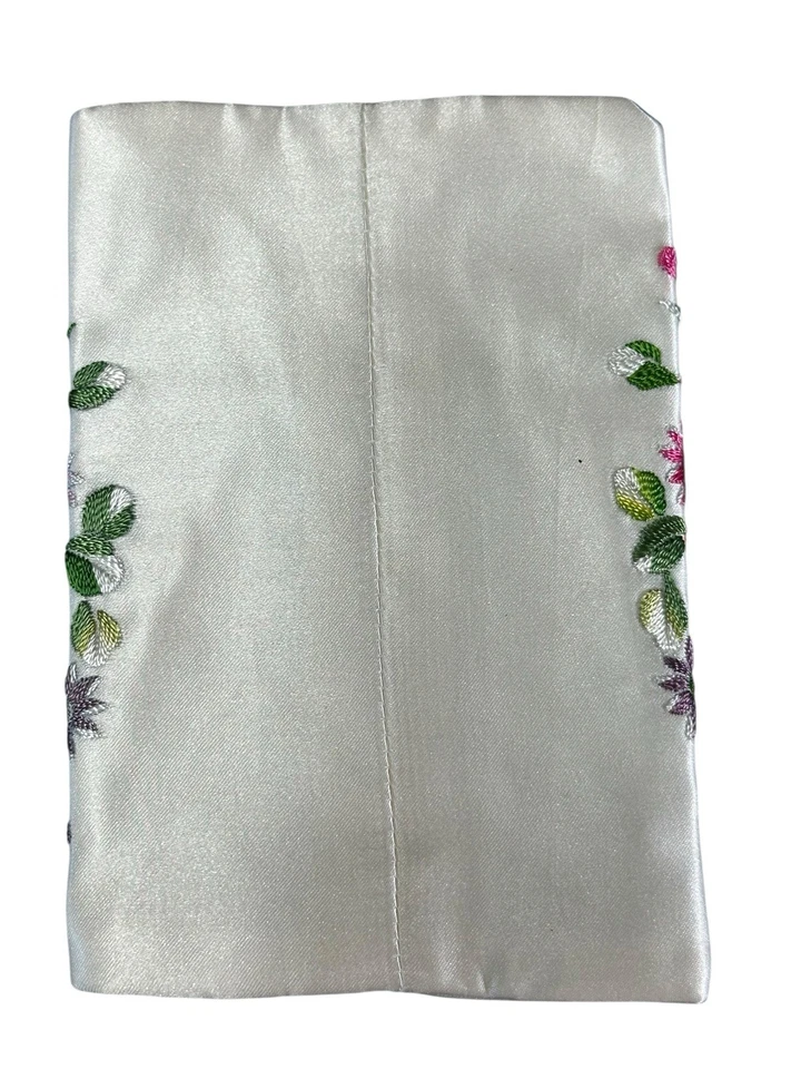 Cartera sin asas vintage satinada floral bordada - blanca multicolor Foto 2 de 3