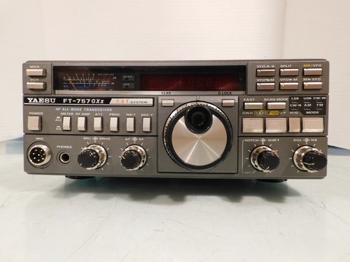 Yaesu FT-757GX II Ham Radio Transceiver for Repair Parts or Restoration