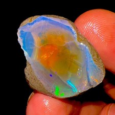 Ópalo de fuego natural áspero, grado de corte Welo muestra aceite {ópalo} cristal 38 quilates