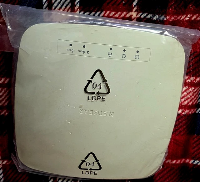 Netgear WAC730 Access Point(s) with ceiling mount(s)