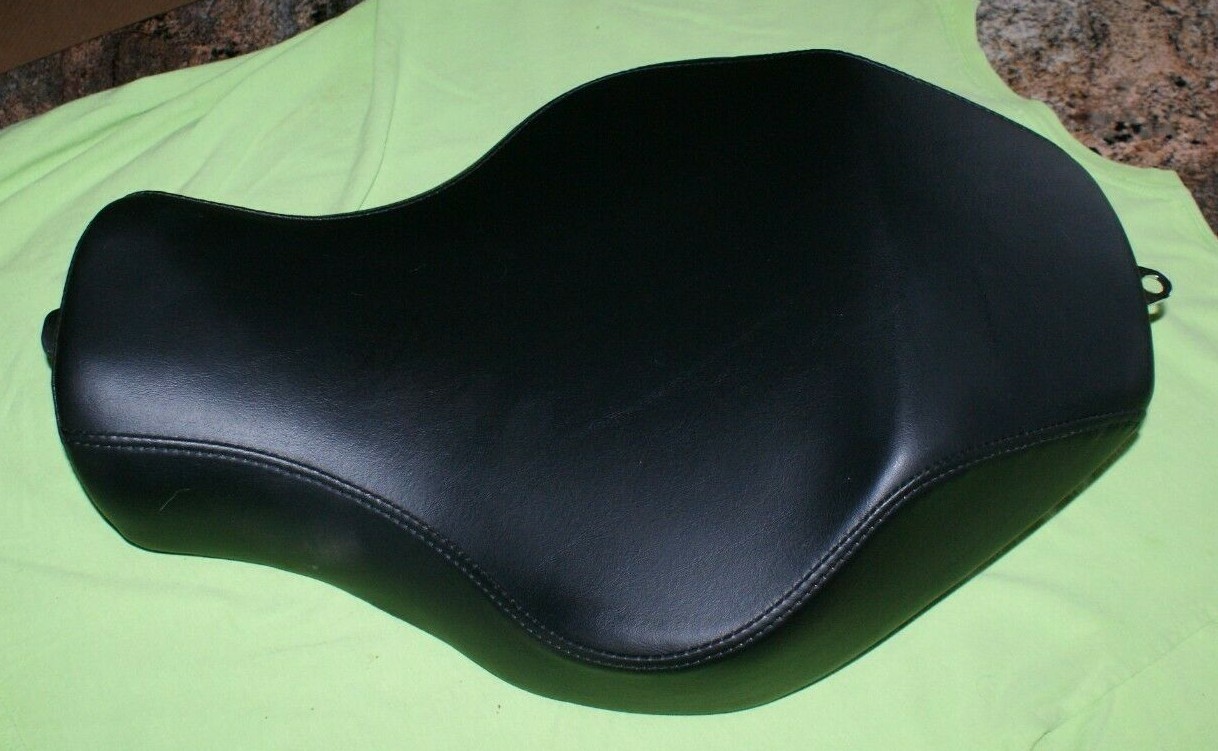 HARLEY DAVIDSON 2016 Sportster SOLO SEAT 52000199 Dealer take off