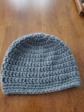 Beanie Hat, Age 6-12 months, hand crocheted, Gray